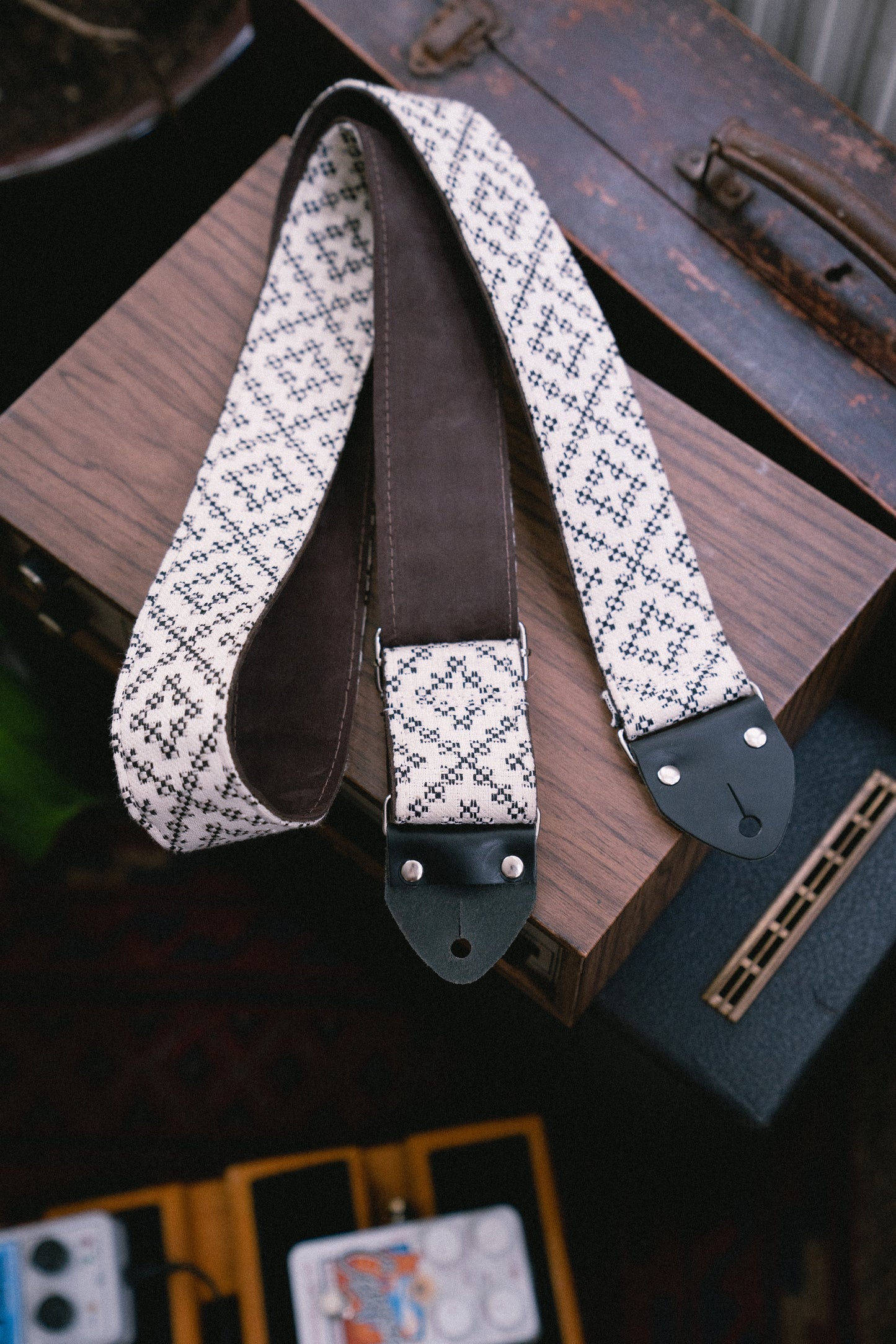 Monochrome Nubuck Leather Guitar Strap