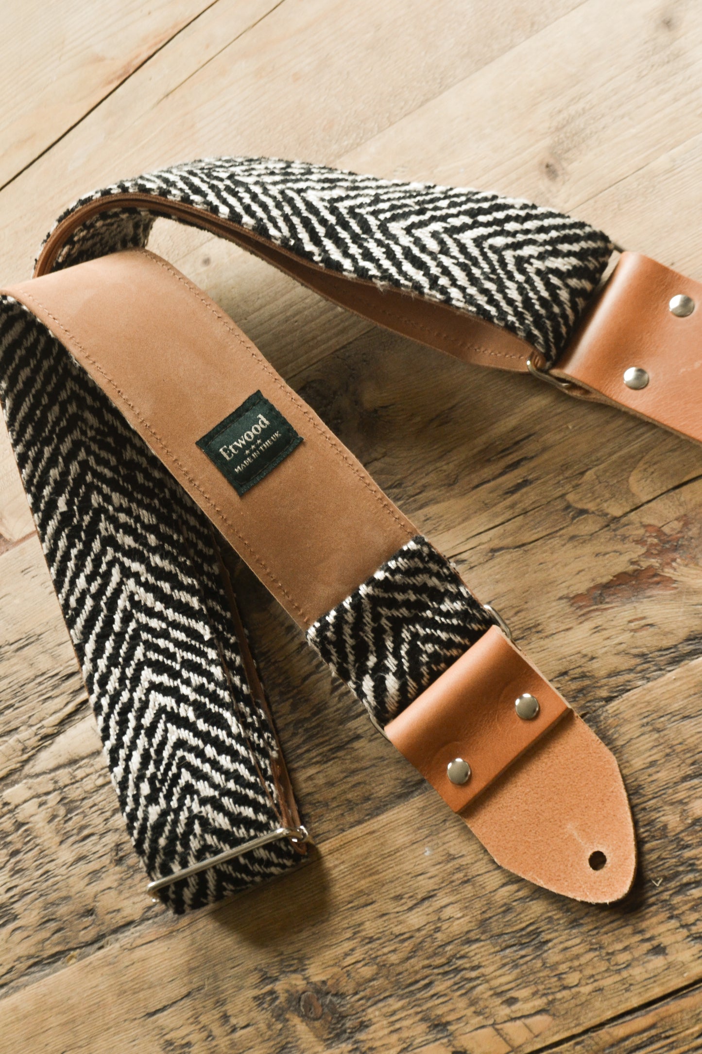 Fossil Nubuck Leather Guitar Strap