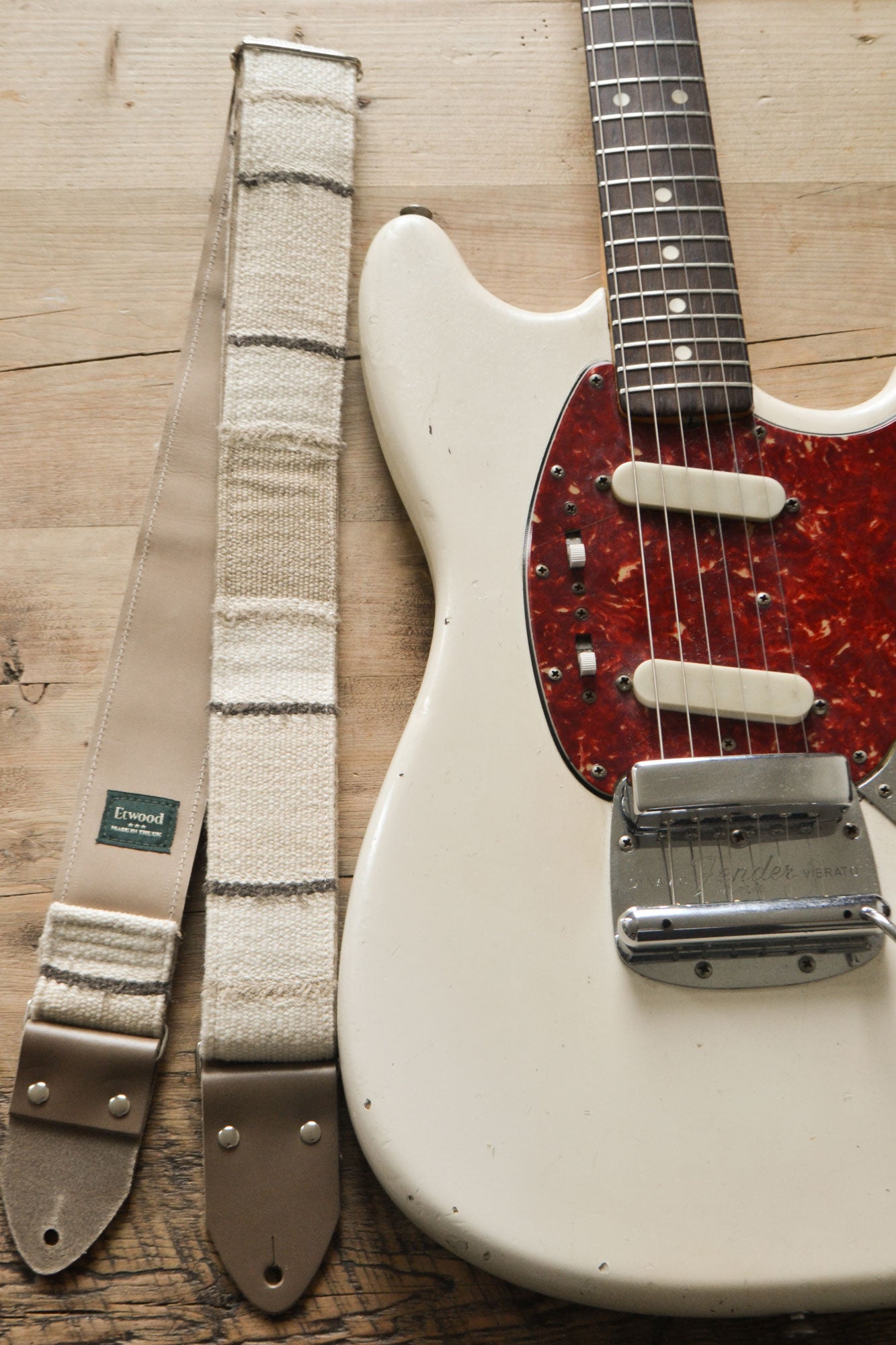 woven white guitar strap